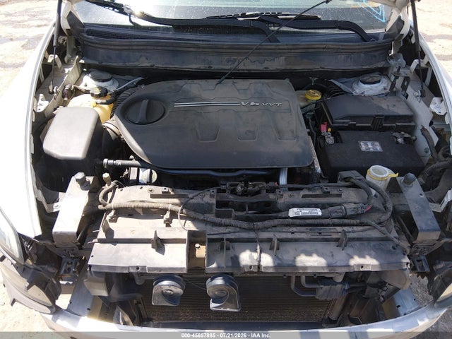 2015 Jeep Cherokee Limited მანქანა იყიდება აუქციონზე, vin: 1C4PJLDS9FW670113, აუქციონის ნომერი: 45657885