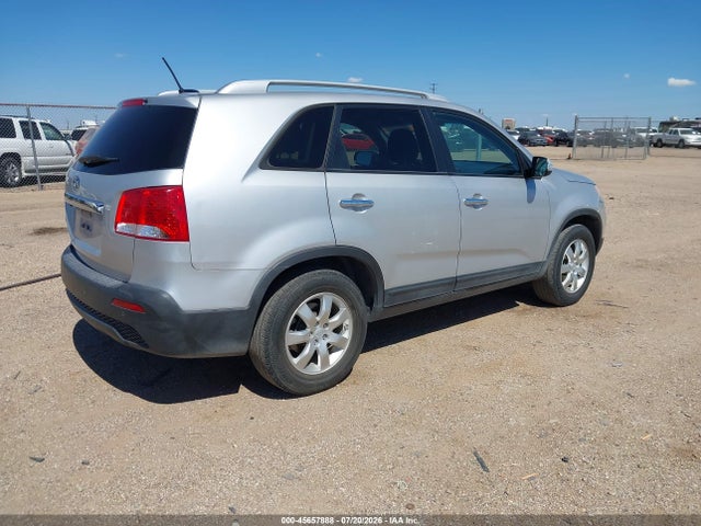 2011 Kia Sorento Lx მანქანა იყიდება აუქციონზე, vin: 5XYKT3A12BG140069, აუქციონის ნომერი: 45657888