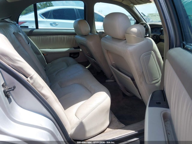 45657894 :رقم المزاد ، 1G4CW54K024157961 vin ، 2002 Buick Park Avenue مزاد بيع