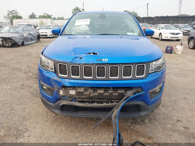 45657907 :رقم المزاد ، 3C4NJDBB0JT485298 vin ، 2018 Jeep Compass Latitude 4x4 مزاد بيع