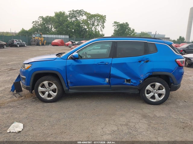 45657907 :رقم المزاد ، 3C4NJDBB0JT485298 vin ، 2018 Jeep Compass Latitude 4x4 مزاد بيع