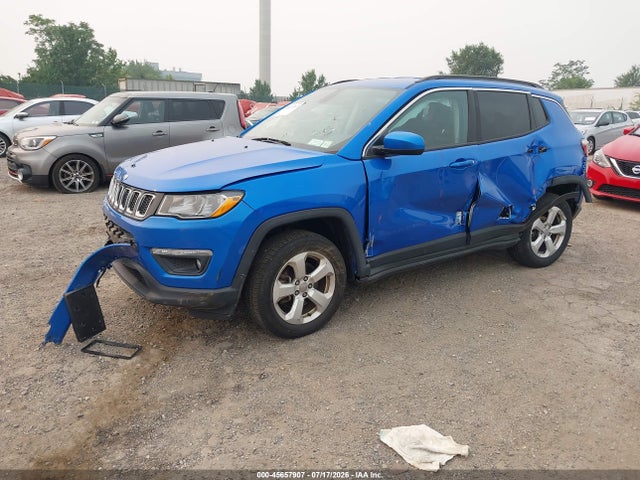 45657907 :رقم المزاد ، 3C4NJDBB0JT485298 vin ، 2018 Jeep Compass Latitude 4x4 مزاد بيع