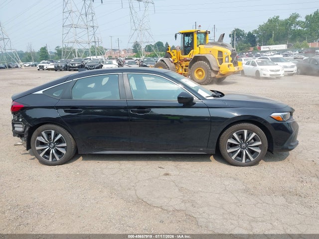 Продажа на аукционе авто 2024 Honda Civic Ex-l, vin: 19XFL1H70RE010136, номер лота: 45657919