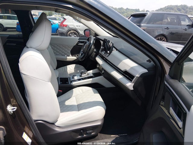 45658032 :رقم المزاد ، JA4J3VA81NZ086882 vin ، 2022 Mitsubishi Outlander Sel 2.5 2wd/sel Special Edition 2wd مزاد بيع
