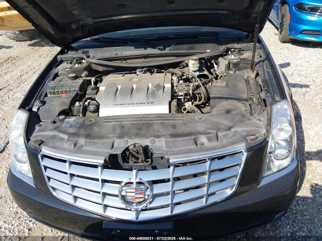 45658031 :رقم المزاد ، 1GE7K9C60BU600498 vin ، 2011 Cadillac Dts Professional Limousine مزاد بيع