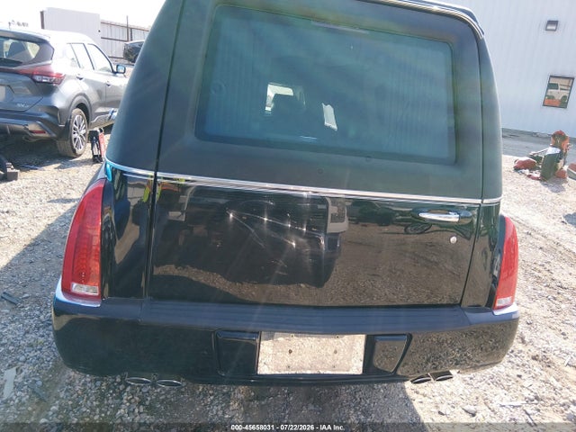 45658031 :رقم المزاد ، 1GE7K9C60BU600498 vin ، 2011 Cadillac Dts Professional Limousine مزاد بيع