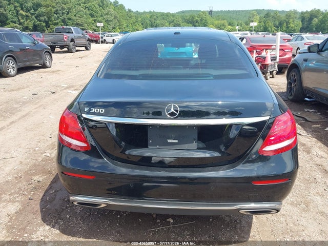 Продаж на аукціоні авто 2017 Mercedes-benz E 300, vin: WDDZF4JB2HA082029, номер лоту: 45658057