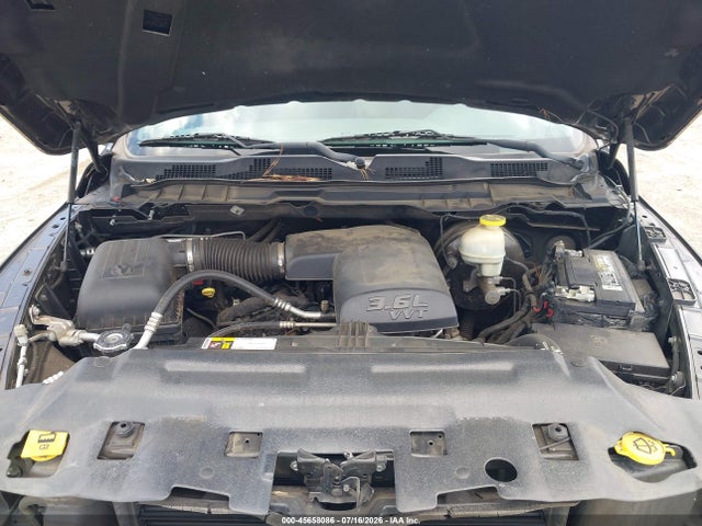 45658086 :رقم المزاد ، 1C6RR7FG5HS737972 vin ، 2017 Ram 1500 Tradesman  4x4 6'4 Box مزاد بيع