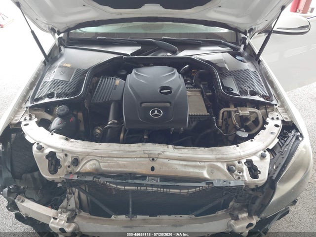 2016 Mercedes-benz C 300 მანქანა იყიდება აუქციონზე, vin: 55SWF4JBXGU139806, აუქციონის ნომერი: 45658118