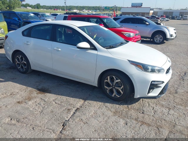 45658195 :رقم المزاد ، 3KPF24AD5ME321610 vin ، 2021 Kia Forte Lxs مزاد بيع