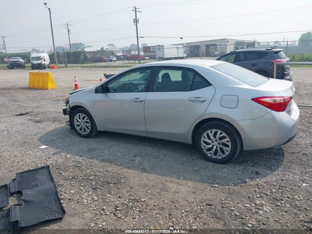 45658212 :رقم المزاد ، 5YFBURHE8JP744647 vin ، 2018 Toyota Corolla Le مزاد بيع