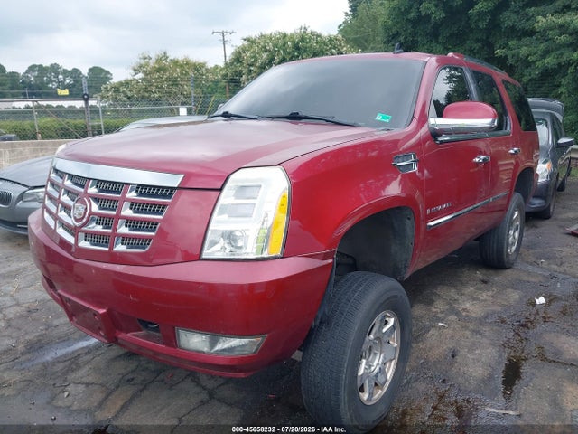 Продажа на аукционе авто 2008 Cadillac Escalade, vin: 1GYFK638X8R269648, номер лота: 45658232