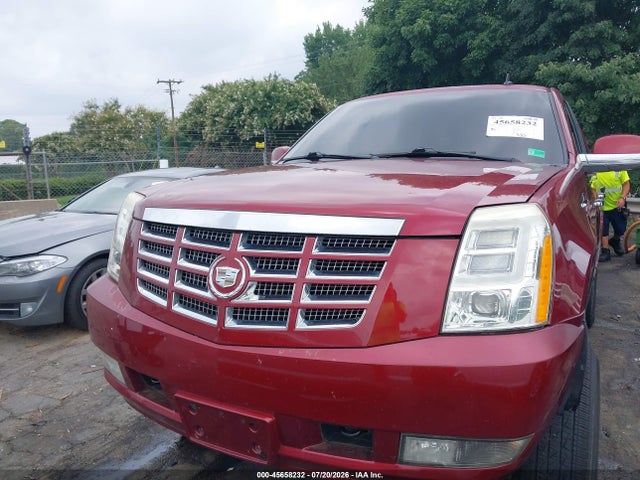 Продажа на аукционе авто 2008 Cadillac Escalade, vin: 1GYFK638X8R269648, номер лота: 45658232