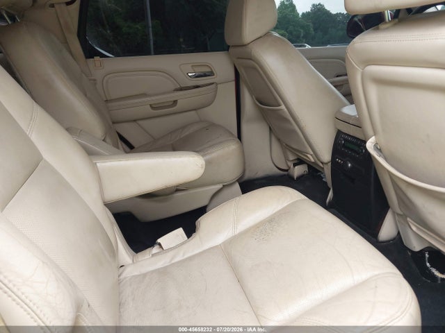 Продажа на аукционе авто 2008 Cadillac Escalade, vin: 1GYFK638X8R269648, номер лота: 45658232