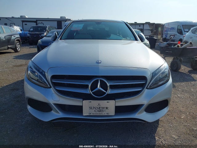 2016 Mercedes-benz C 300 4matic მანქანა იყიდება აუქციონზე, vin: 55SWF4KB3GU109674, აუქციონის ნომერი: 45658261