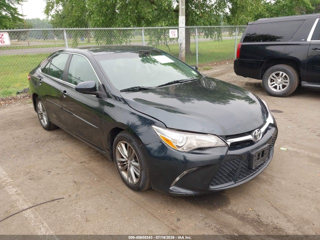 2017 Toyota Camry Se მანქანა იყიდება აუქციონზე, vin: 4T1BF1FK7HU322267, აუქციონის ნომერი: 45658343