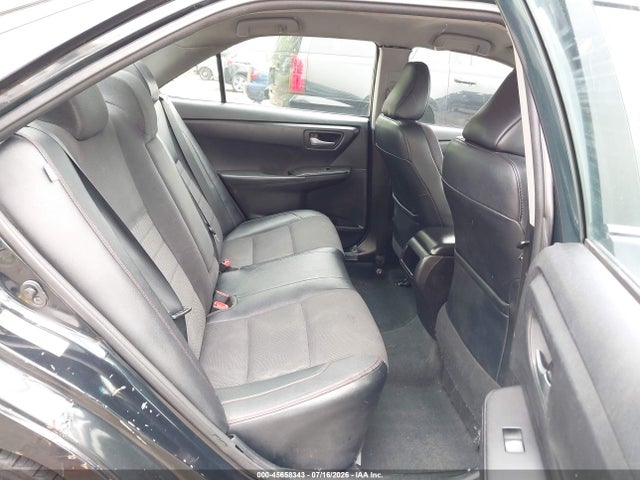 2017 Toyota Camry Se მანქანა იყიდება აუქციონზე, vin: 4T1BF1FK7HU322267, აუქციონის ნომერი: 45658343