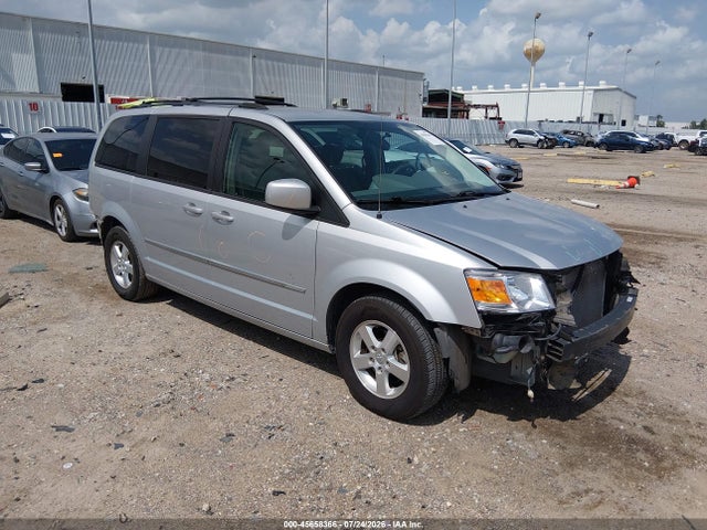Продажа на аукционе авто 2010 Dodge Grand Caravan Sxt, vin: 2D4RN5D16AR107444, номер лота: 45658366