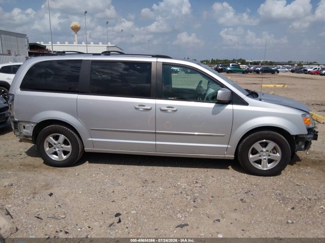 Продажа на аукционе авто 2010 Dodge Grand Caravan Sxt, vin: 2D4RN5D16AR107444, номер лота: 45658366
