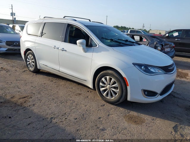 45658376 :رقم المزاد ، 2C4RC1BG4KR730484 vin ، 2019 Chrysler Pacifica Touring L مزاد بيع