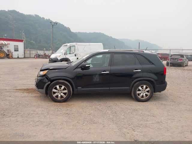 2013 Kia Sorento Lx V6 მანქანა იყიდება აუქციონზე, vin: 5XYKTDA20DG309880, აუქციონის ნომერი: 45658408