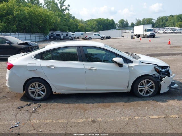 Продаж на аукціоні авто 2018 Chevrolet Cruze Lt Auto, vin: 1G1BE5SM5J7192816, номер лоту: 45658417