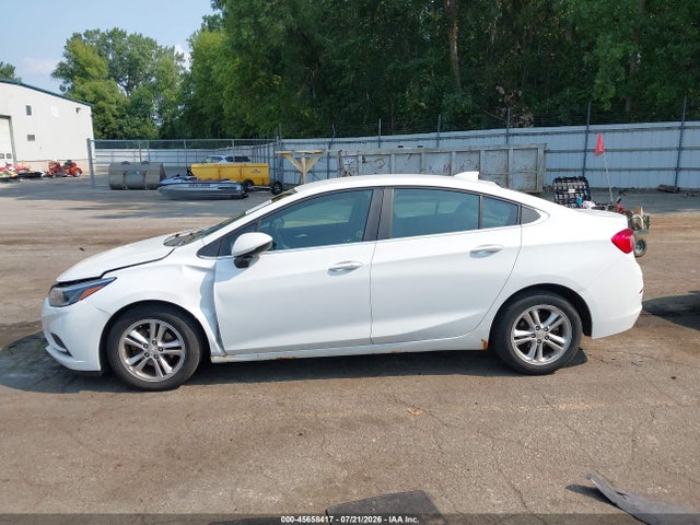 Продаж на аукціоні авто 2018 Chevrolet Cruze Lt Auto, vin: 1G1BE5SM5J7192816, номер лоту: 45658417