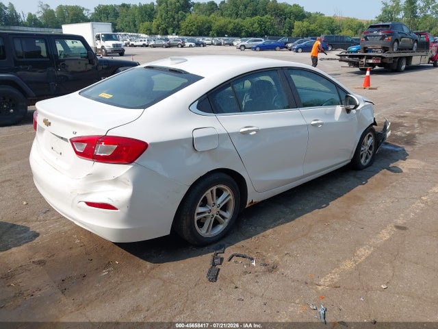 Продаж на аукціоні авто 2018 Chevrolet Cruze Lt Auto, vin: 1G1BE5SM5J7192816, номер лоту: 45658417