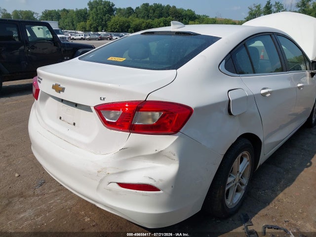 Продаж на аукціоні авто 2018 Chevrolet Cruze Lt Auto, vin: 1G1BE5SM5J7192816, номер лоту: 45658417