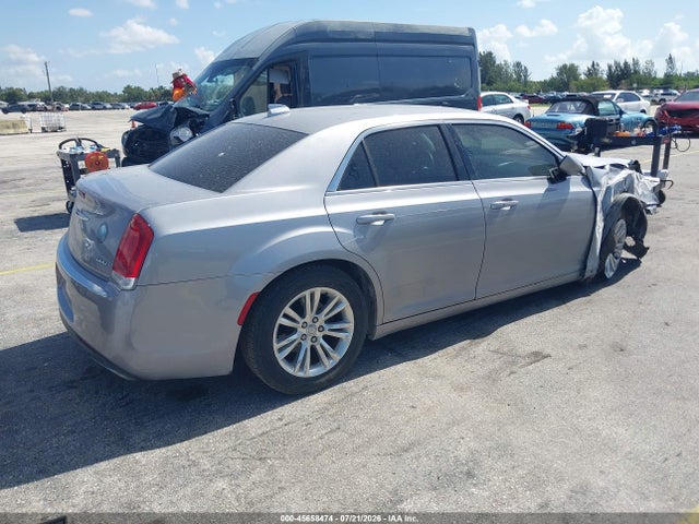 Aukcja sprzedaży 2017 Chrysler 300 Limited, vin: 2C3CCAAG8HH512025, numer aukcji: 45658474