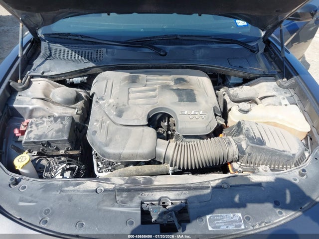 2C3CDXBG9PH530126 Dodge Charger Sxt