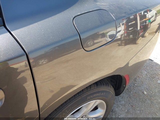 2C3CDXBG9PH530126 Dodge Charger Sxt