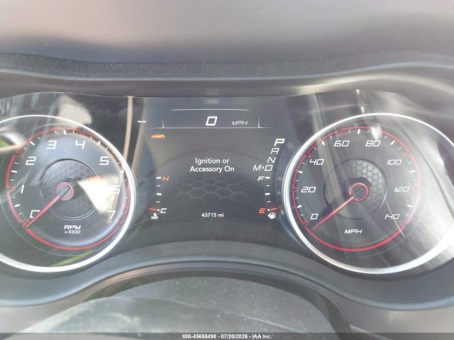 2C3CDXBG9PH530126 Dodge Charger Sxt