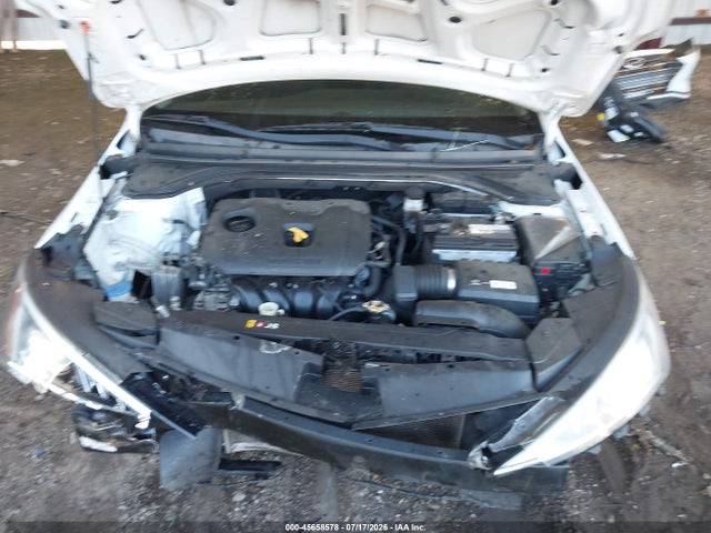 5NPD74LF8KH439733 Hyundai ELANTRA SE