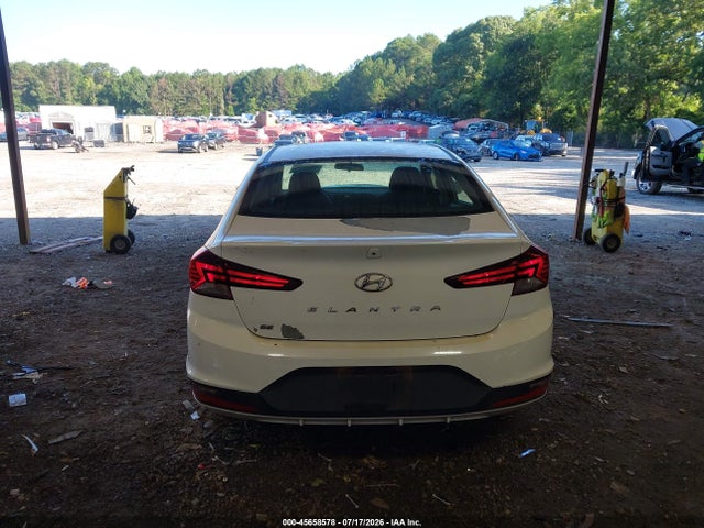 5NPD74LF8KH439733 Hyundai ELANTRA SE