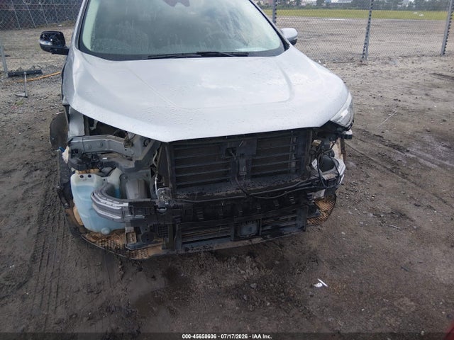 2FMPK3K94LBB10408 Ford Edge Titanium