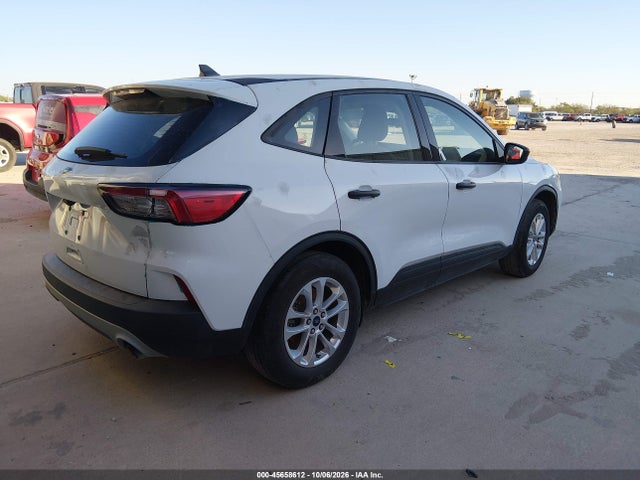 45658612 :رقم المزاد ، 1FMCU0F63NUB19749 vin ، 2022 Ford Escape S مزاد بيع