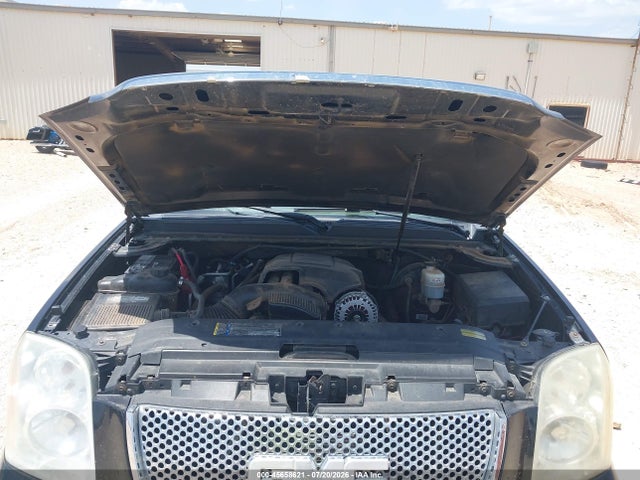Aukcja sprzedaży 2011 Gmc Yukon Xl 1500 Denali, vin: 1GKS2MEF8BR203180, numer aukcji: 45658621