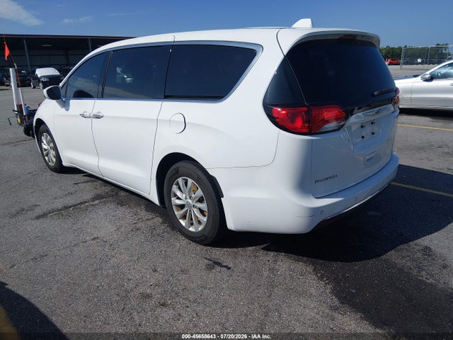 Продажа на аукционе авто 2018 Chrysler Pacifica Touring Plus, vin: 2C4RC1FG8JR280072, номер лота: 45658643