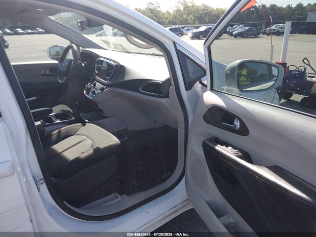 Продажа на аукционе авто 2018 Chrysler Pacifica Touring Plus, vin: 2C4RC1FG8JR280072, номер лота: 45658643