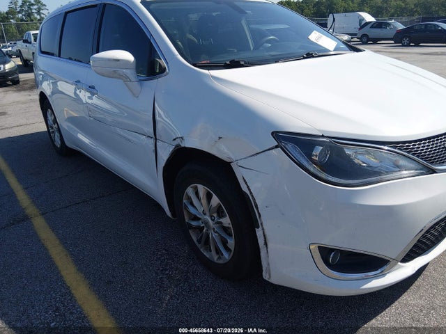 Продажа на аукционе авто 2018 Chrysler Pacifica Touring Plus, vin: 2C4RC1FG8JR280072, номер лота: 45658643