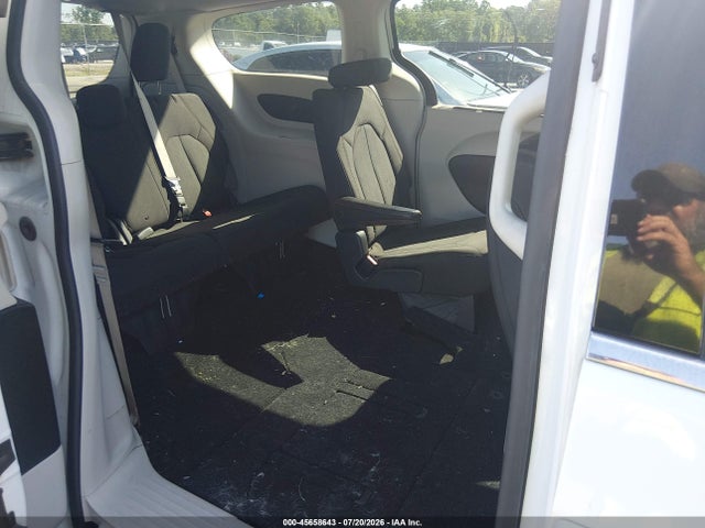 Продажа на аукционе авто 2018 Chrysler Pacifica Touring Plus, vin: 2C4RC1FG8JR280072, номер лота: 45658643