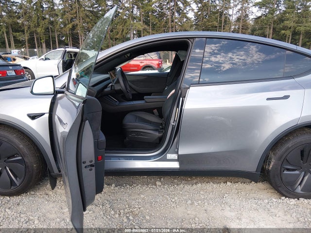 Продажа на аукционе авто 2026 Tesla Model Y All-wheel Drive/long Range Launch Series/premium All-wheel Drive, vin: 7SAYGDEE7TF635896, номер лота: 45658662