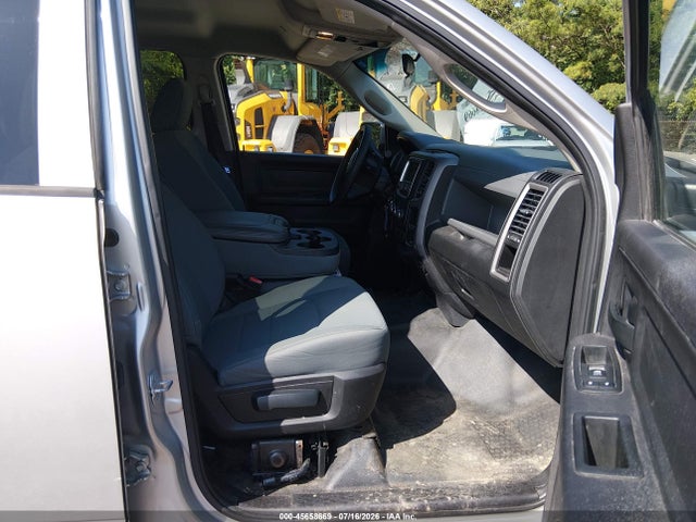 2017 Ram 2500 Tradesman  4x2 6'4 Box მანქანა იყიდება აუქციონზე, vin: 3C6TR4CT5HG737662, აუქციონის ნომერი: 45658669