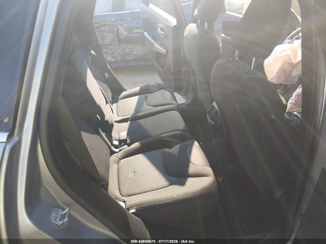 Продажа на аукционе авто 2018 Jeep Cherokee Latitude Fwd, vin: 1C4PJLCB4JD531528, номер лота: 45658670