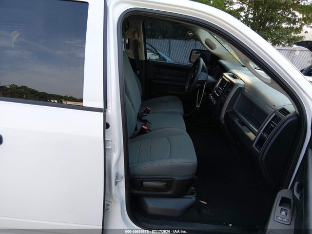 Aukcja sprzedaży 2019 Ram 1500 Classic Express  4x4 6'4 Box, vin: 1C6RR7FG8KS542651, numer aukcji: 45658675