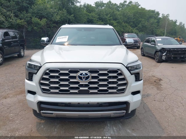 Toyota Sequoia Capstone 2023 7SVAAABA9PX018761 Image 12