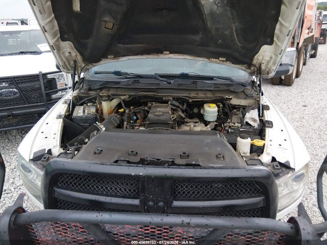 45658703 :رقم المزاد ، 3C63RRNL2DG583156 vin ، 2013 Ram 3500 Laramie Longhorn مزاد بيع