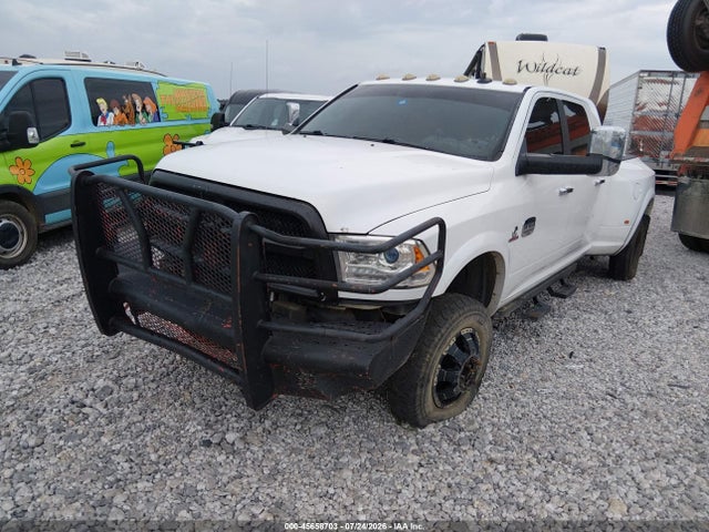 45658703 :رقم المزاد ، 3C63RRNL2DG583156 vin ، 2013 Ram 3500 Laramie Longhorn مزاد بيع