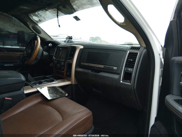 45658703 :رقم المزاد ، 3C63RRNL2DG583156 vin ، 2013 Ram 3500 Laramie Longhorn مزاد بيع